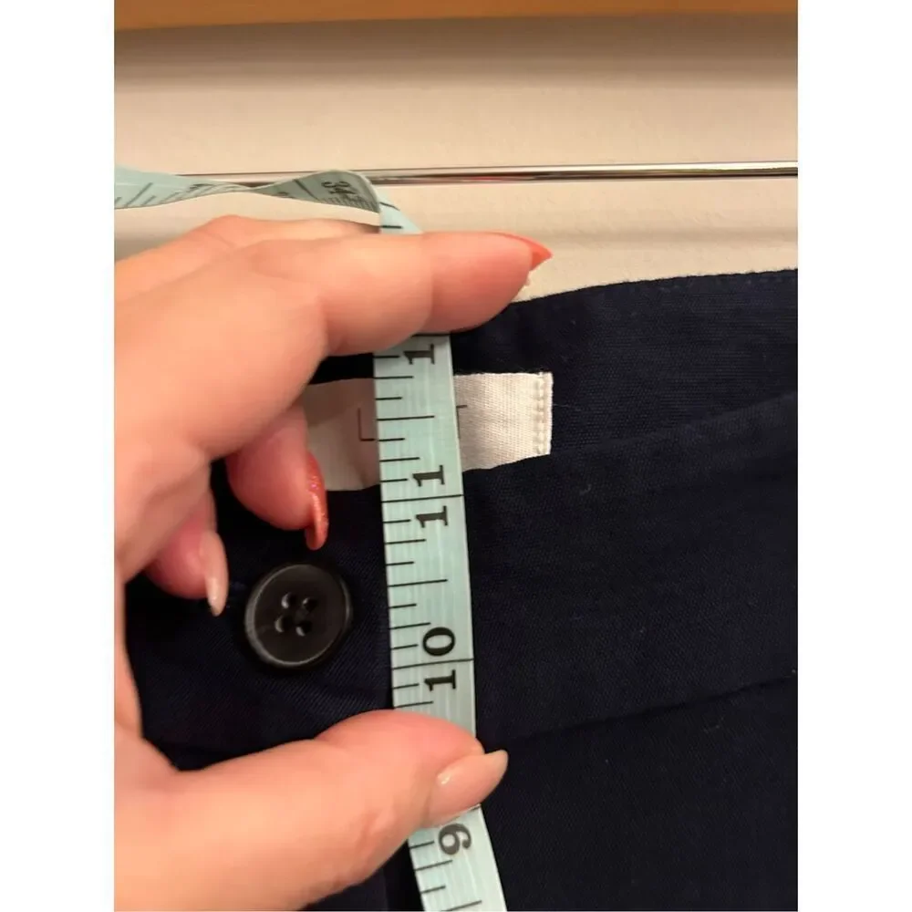 LOFT relaxed tapered leg ankle pants navy blue 4 navy pleated